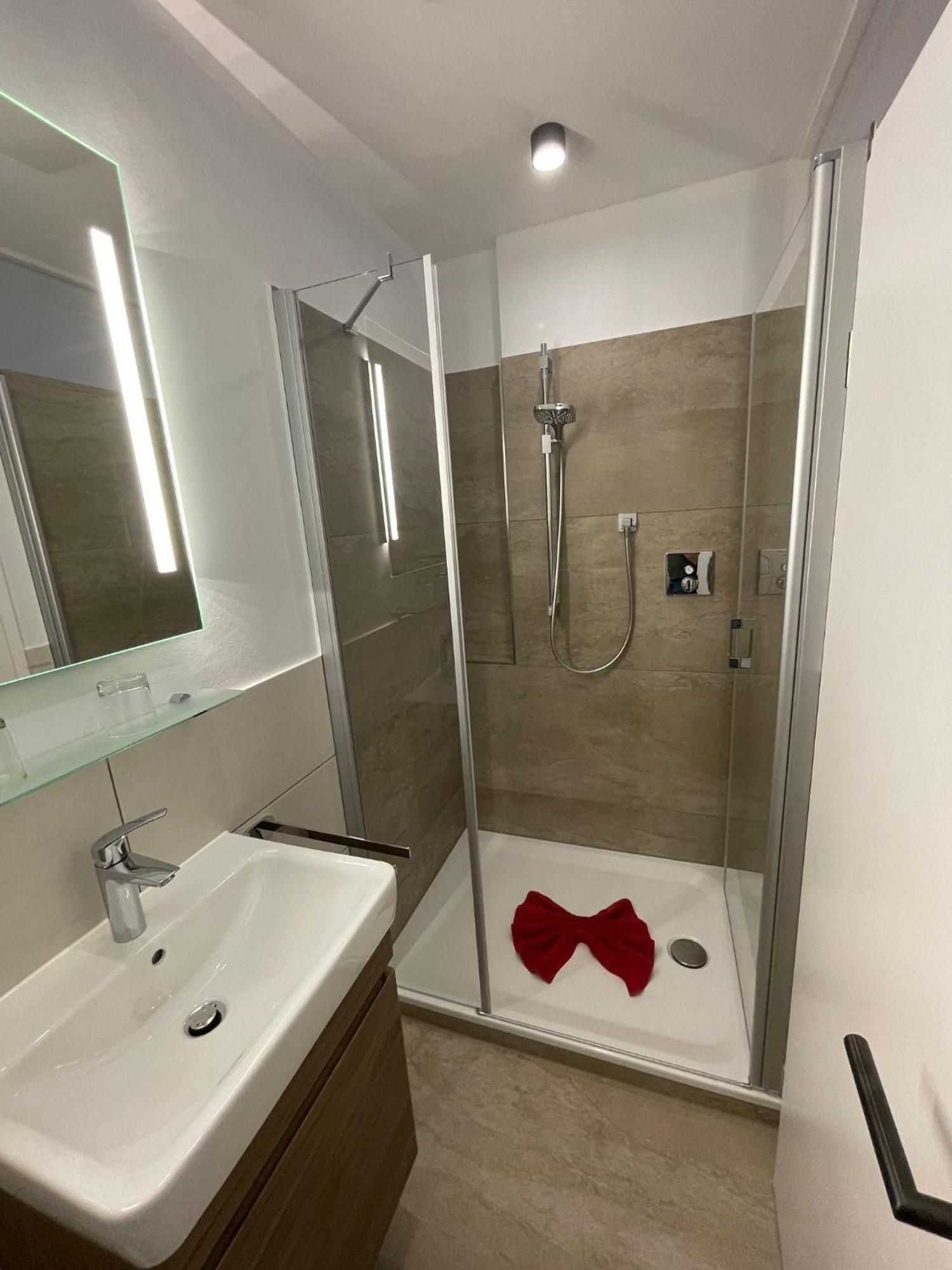 Haus Breslau Hotel Borkum Bagian luar foto